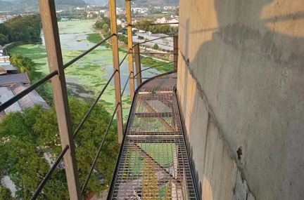 Projeto de Plataforma de Manutenção Ferroviária de Alta Velocidade