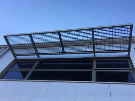 Varanda com proteção solar