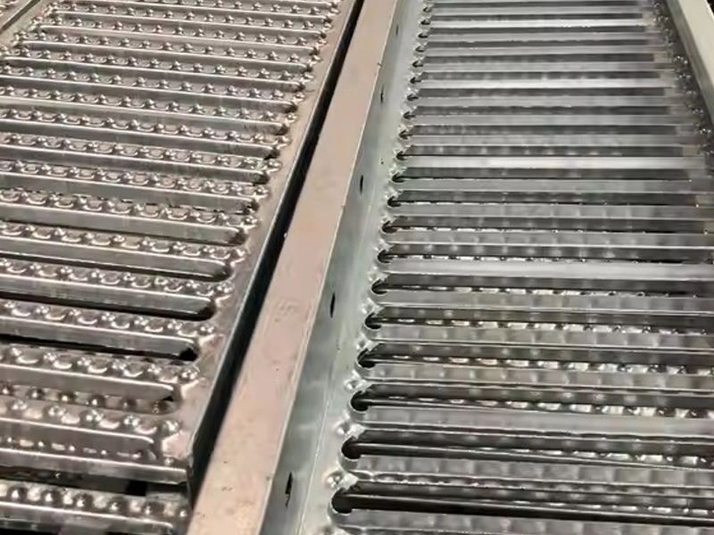 Grelha de Piso Intertravada
