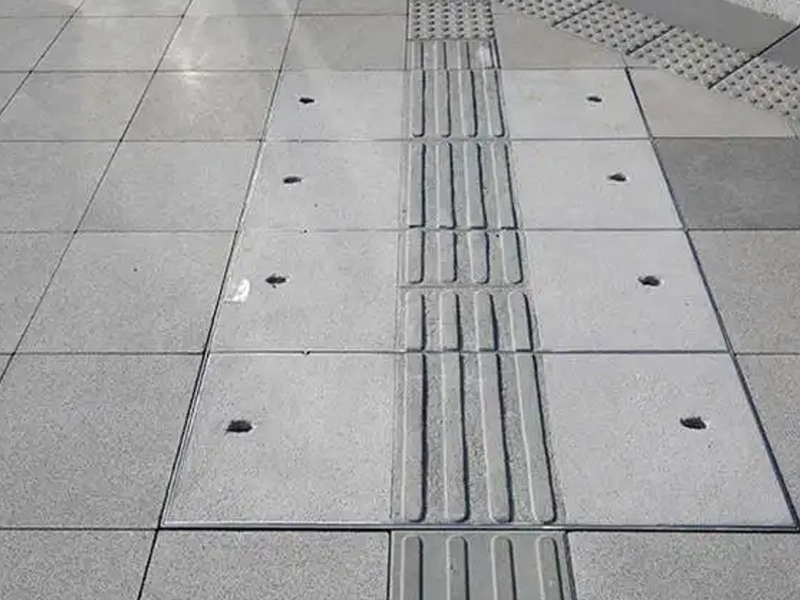Tampa de Inspeção Invisível em Aço Inoxidável