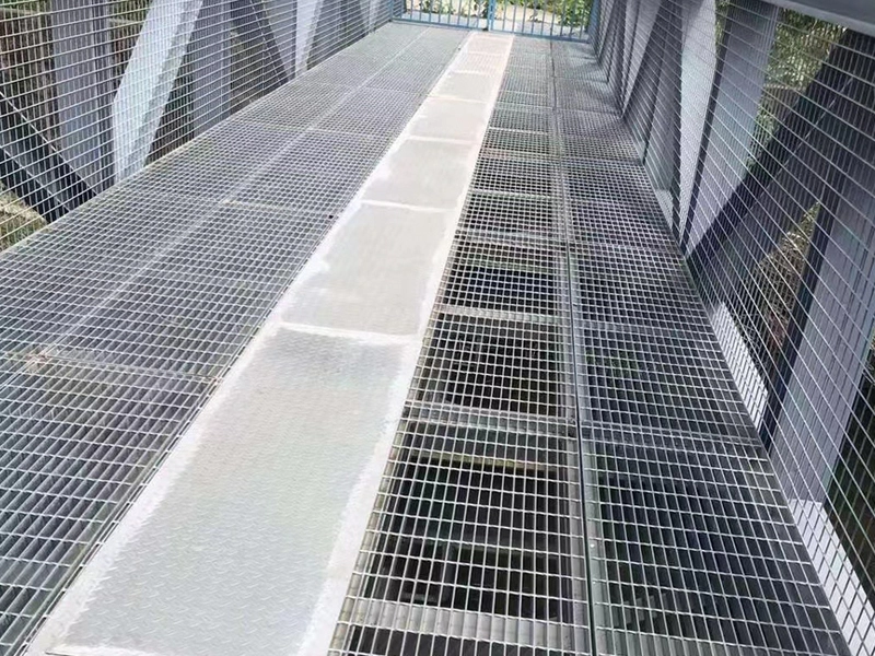 Grelha de Tabuleiro de Ponte